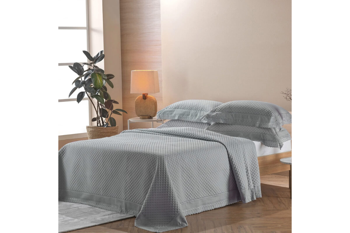 cama com cobre leito