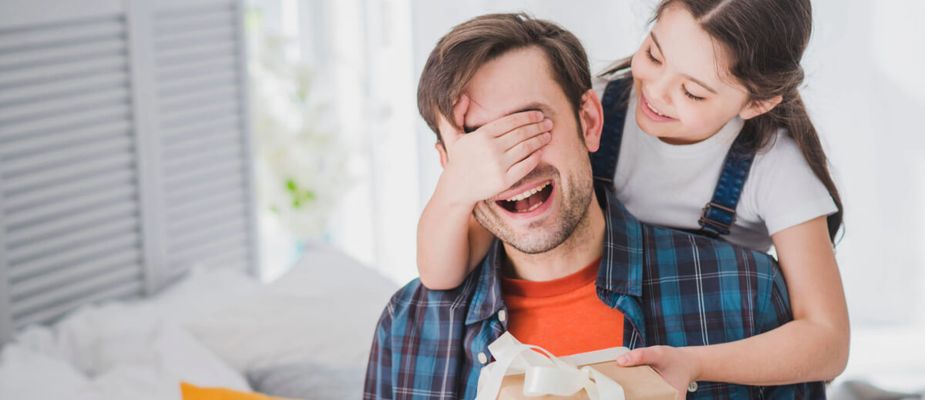 Veja como escolher o Presente de Dia dos Pais ideal com carinho e acerto no conforto Veja como escolher o Presente de Dia dos Pais ideal com carinho e acerto no conforto