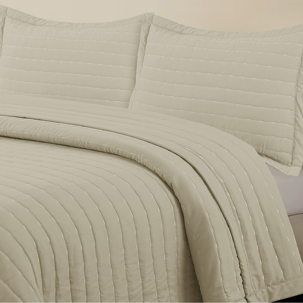 kit colcha bordada golden detalhe bege