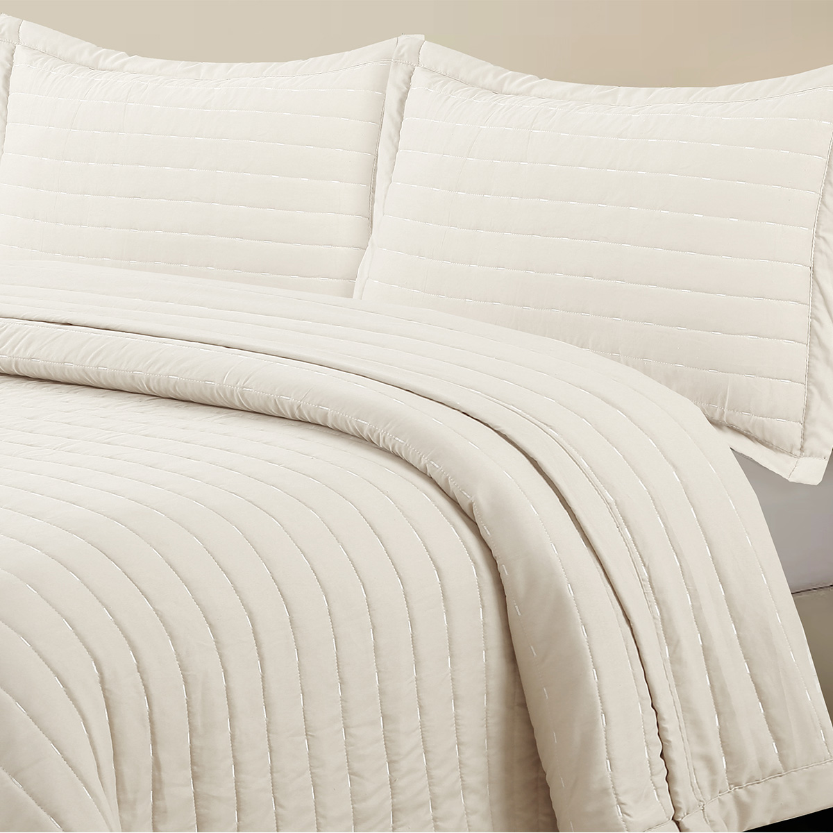 kit colcha bordada golden detalhe off white