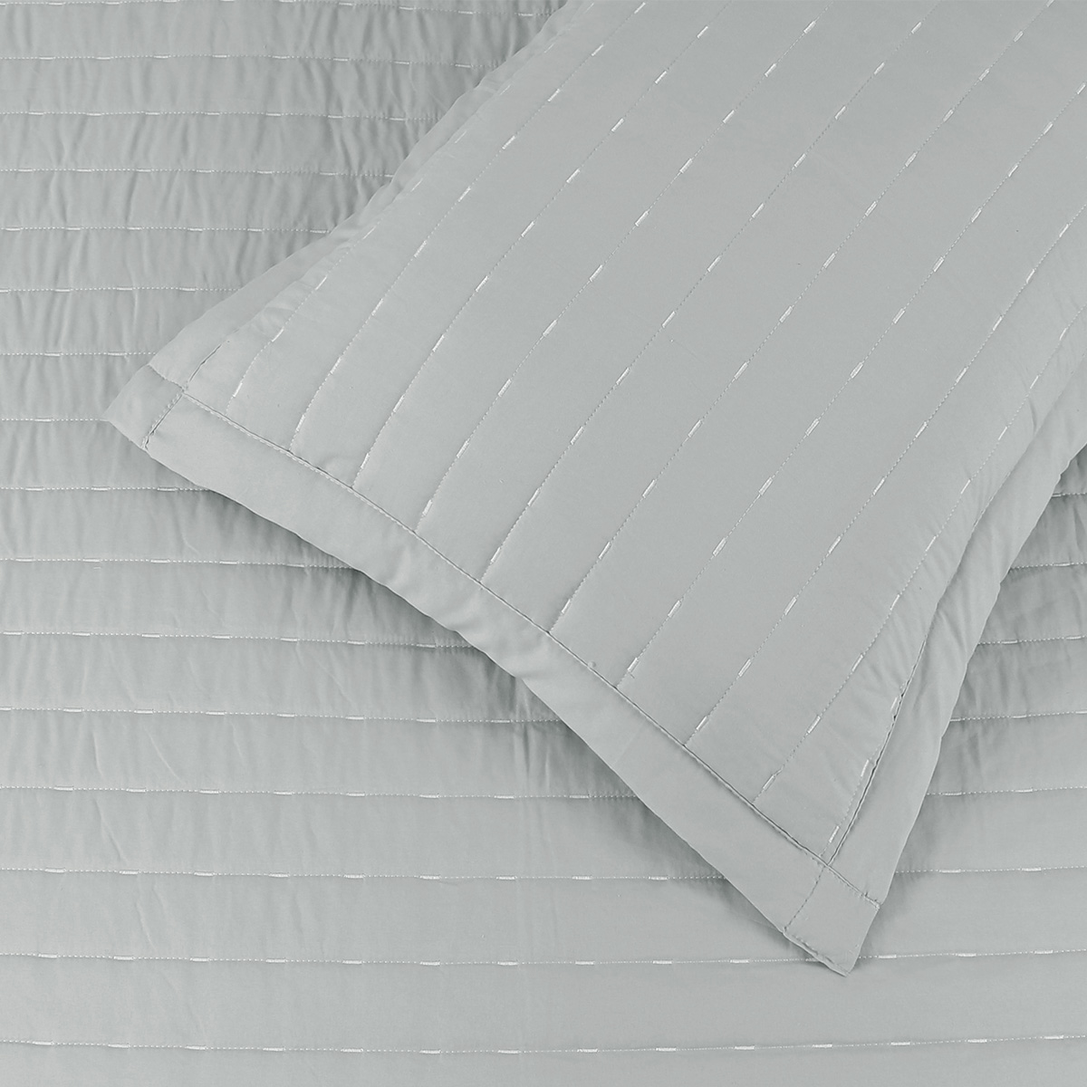 kit colcha bordada golden porta travesseiro detalhe prata