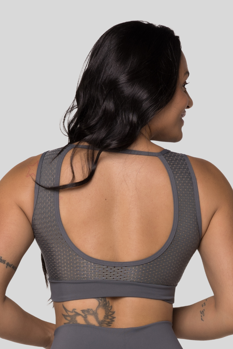 02 top fitness com decote em mesh e poliamida cinza