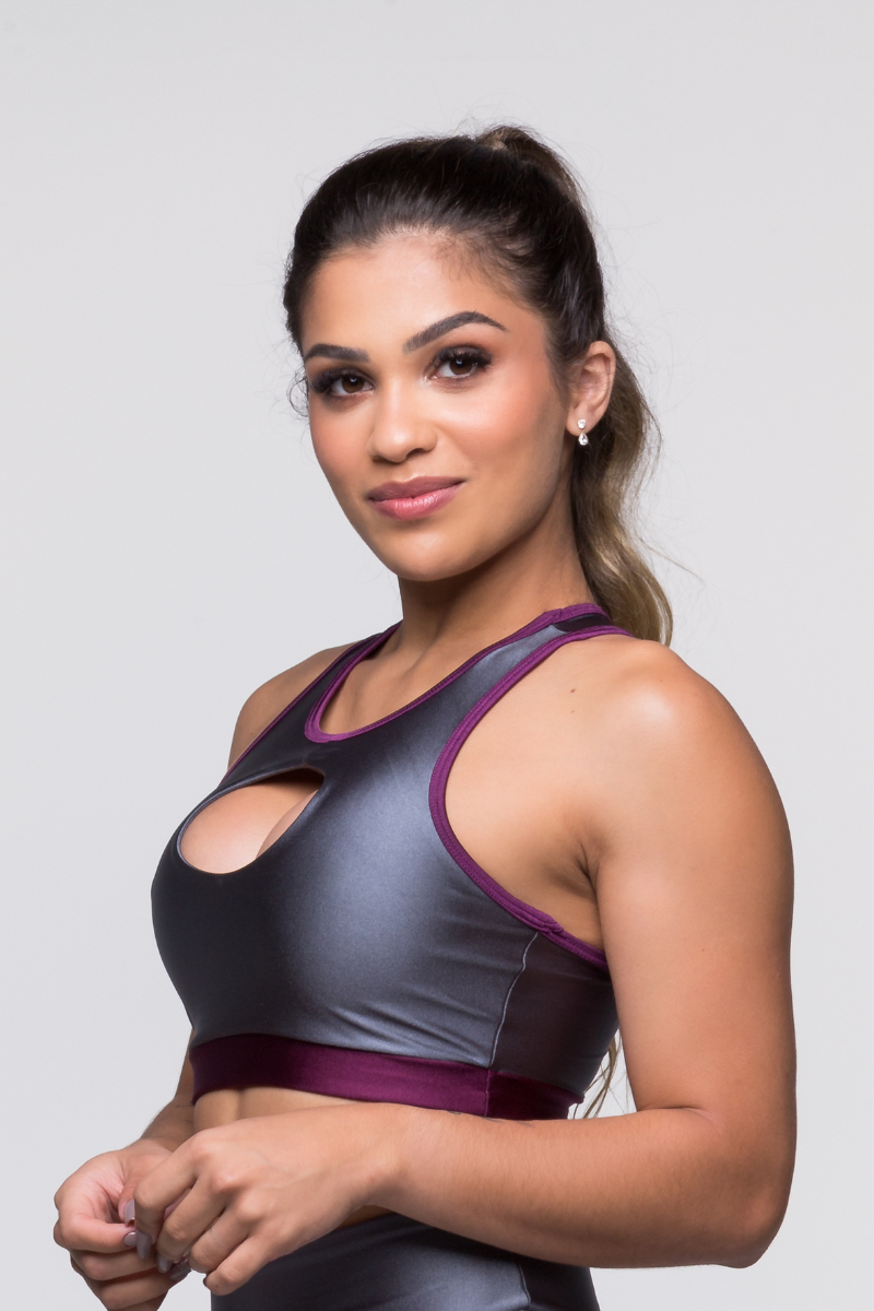 04 top fitness metalic poliamida cinza com malbec