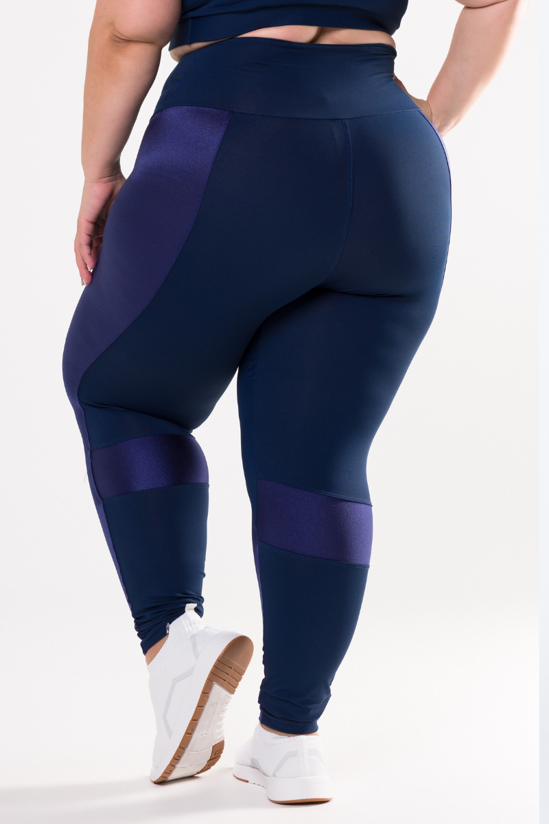 03 calca legging poliamida pluz size azul marinho com recortes metalic