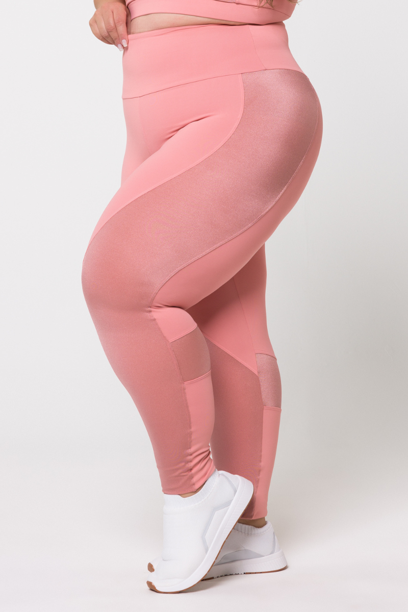 04 calca legging poliamida pluz size rosa claro com recortes metalic