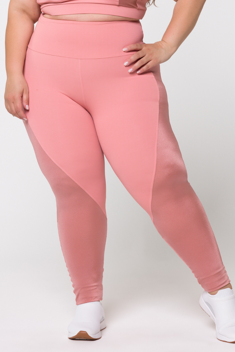 05 calca legging poliamida pluz size rosa claro com recortes metalic
