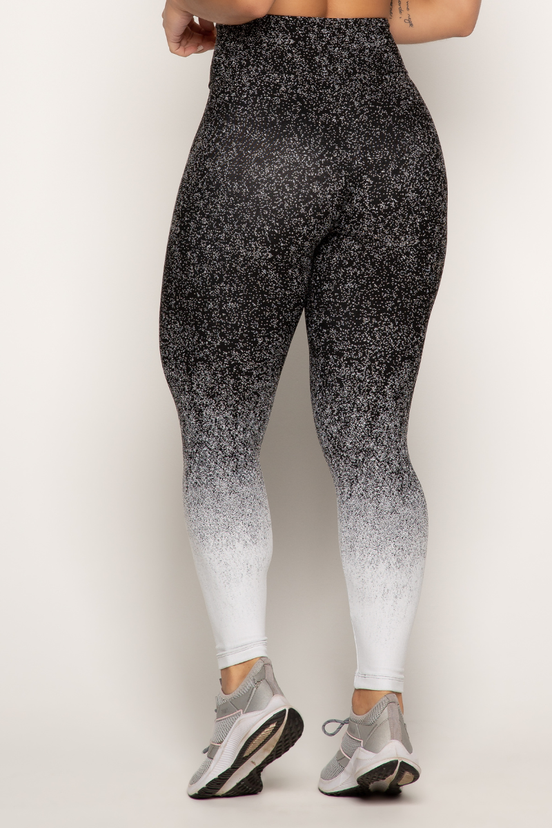 03 calca legging fitness jacquard degrade preto com branco