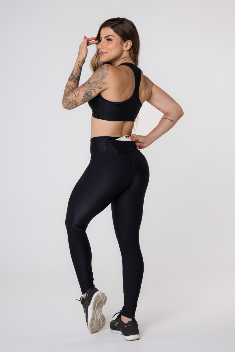 01 calca legging fitness wonder poliamida com bolso no cos
