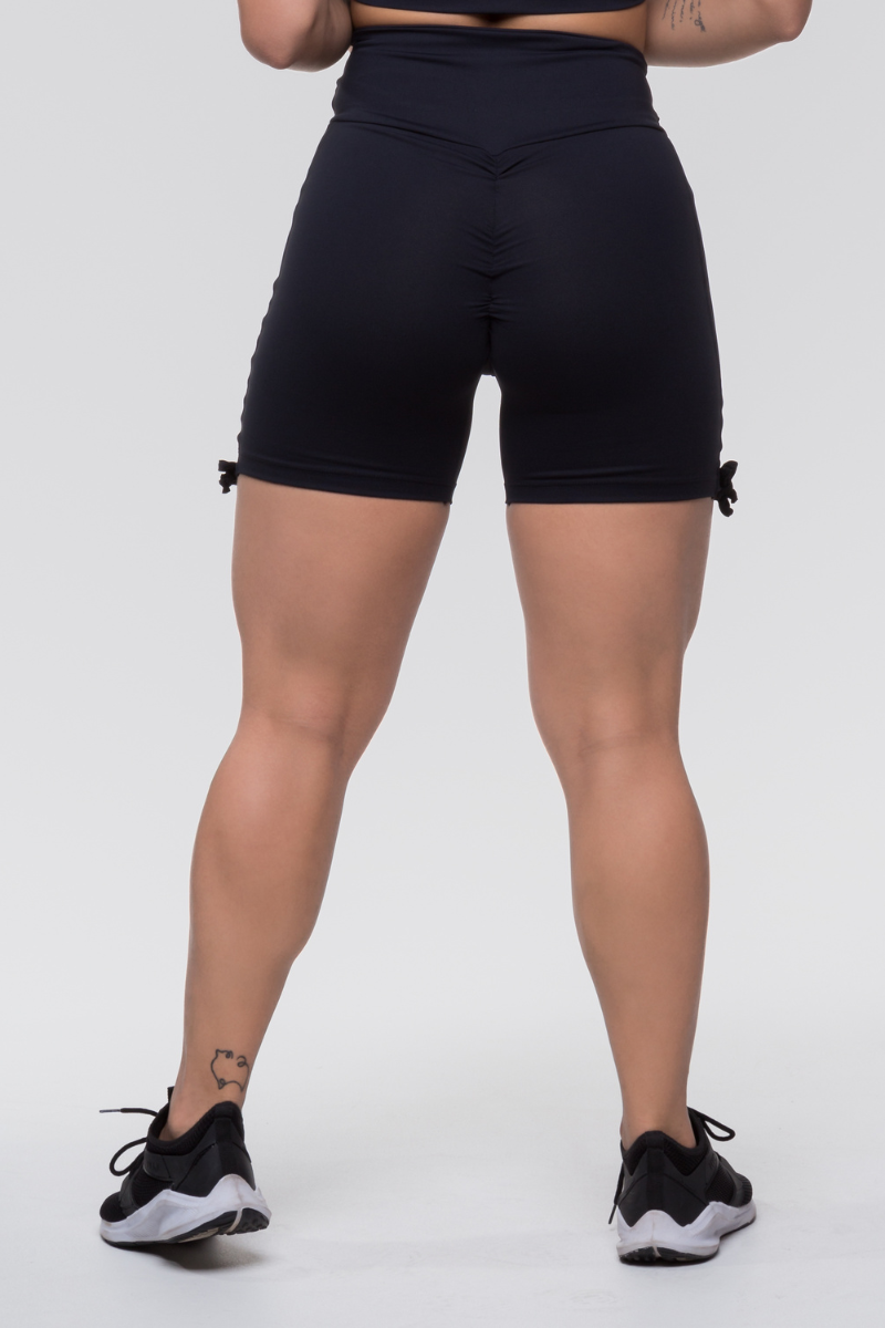 02 short fitness poliamida levanta bumbum preto com regulagem
