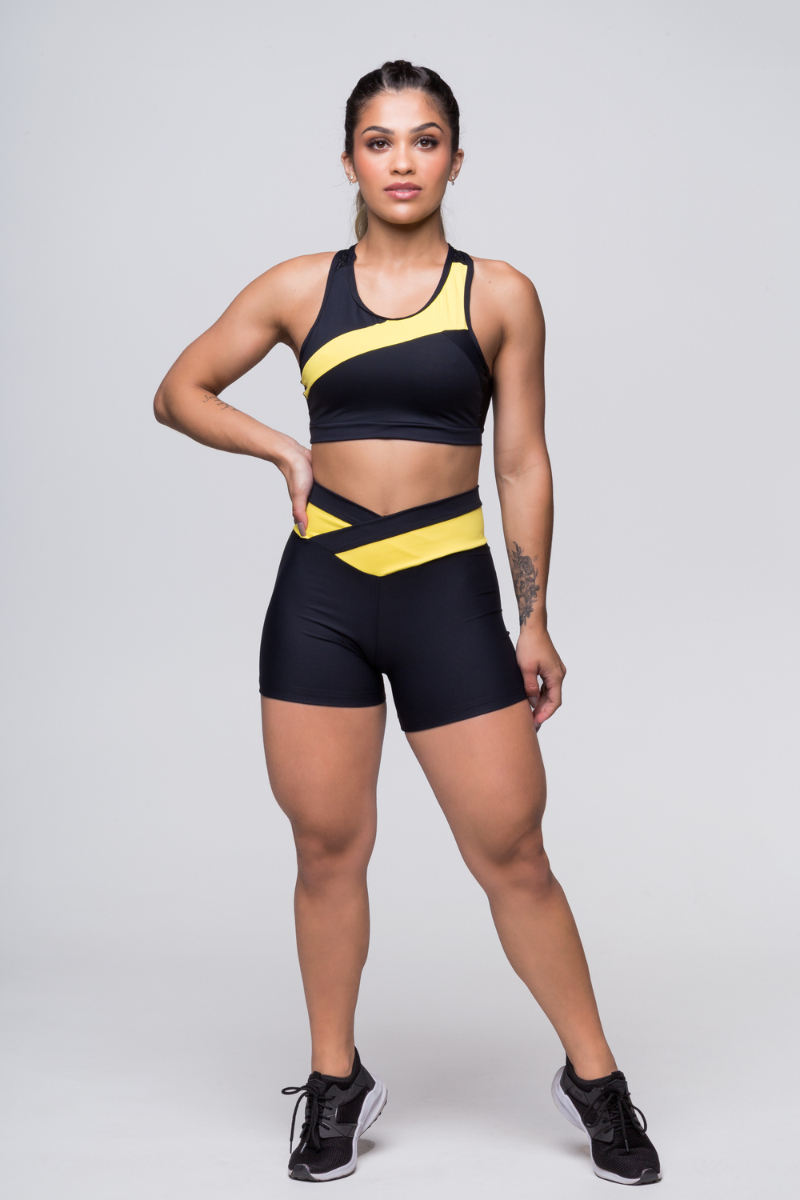 05 short fitness poliamida cos transpassado preto com amarelo