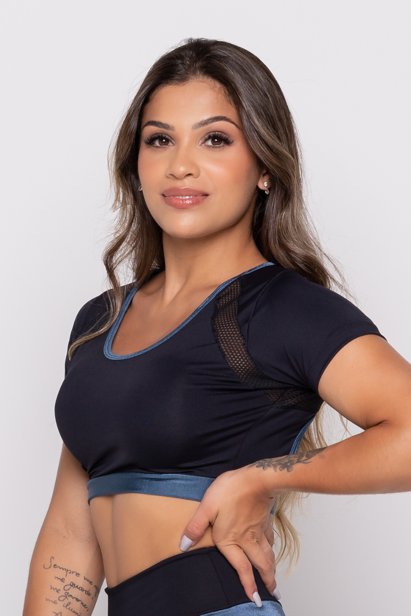 04 cropped fitness poliamida preto e azul com tela