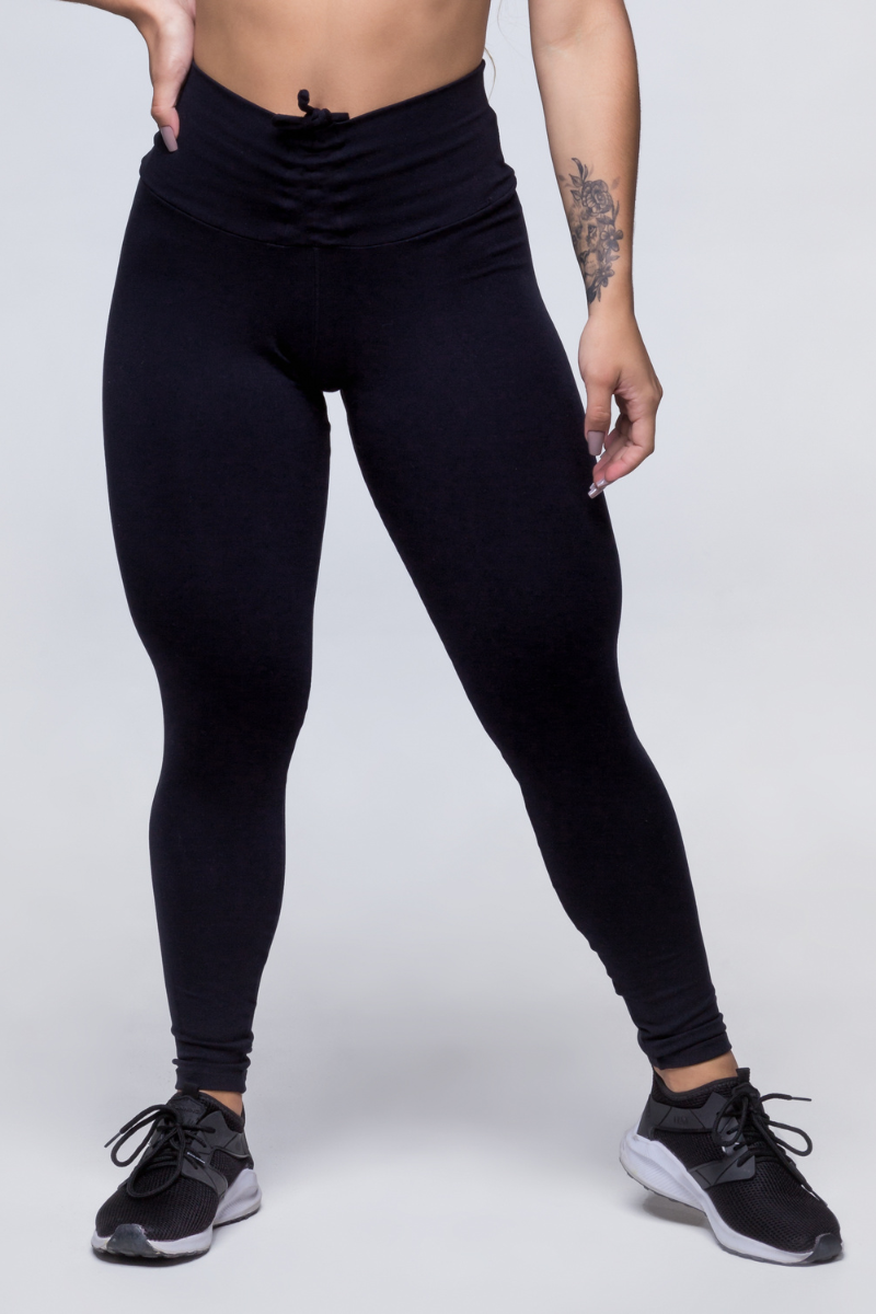 05 calca legging fitness poliamida empina bumbum preto