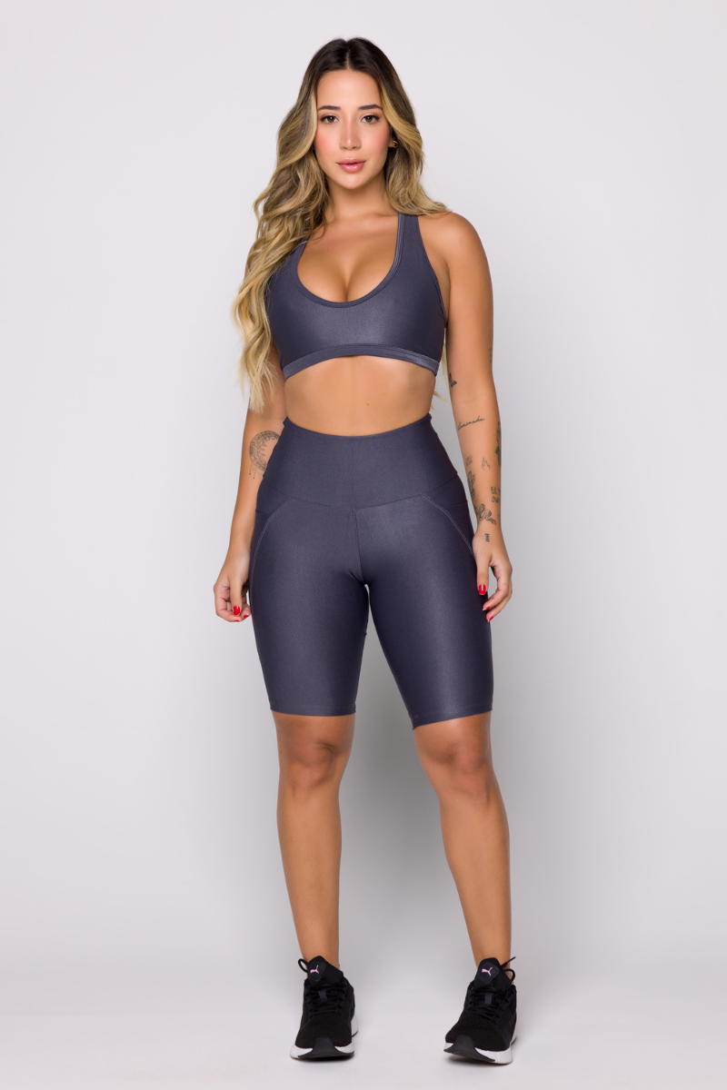 04 bermuda ciclista fitness canelada com bolso na lateral cinza