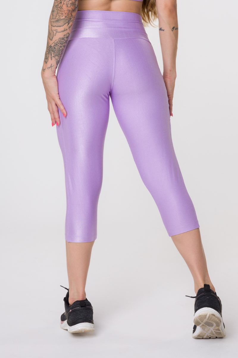 09 calca corsario fitness canelada com bolso na lateral harmonia