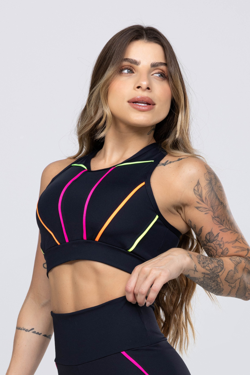 05 top preto cruzado poliamida nas costas e detalhes em vivo