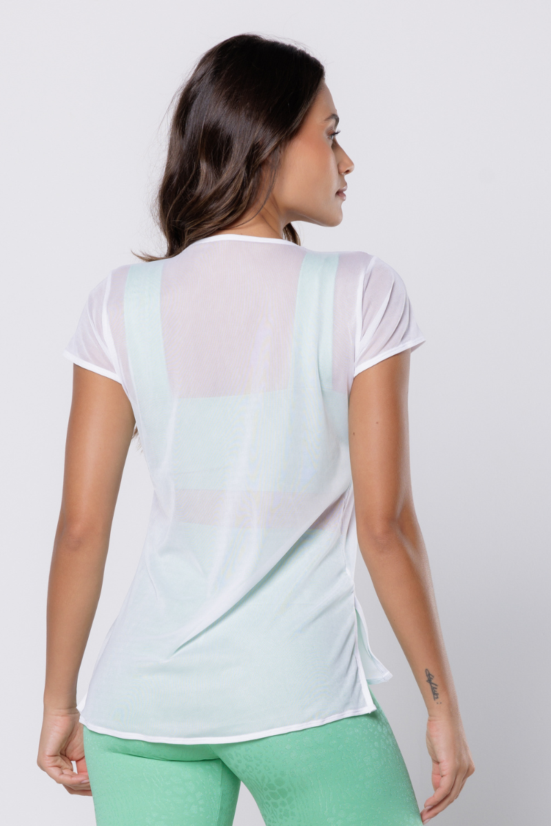 01 blusa tule mullet com manga abertura lateral branca