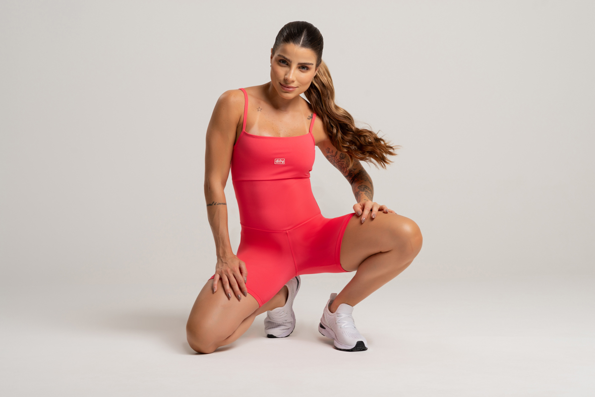 04 macaquinho fitness poliamida coral