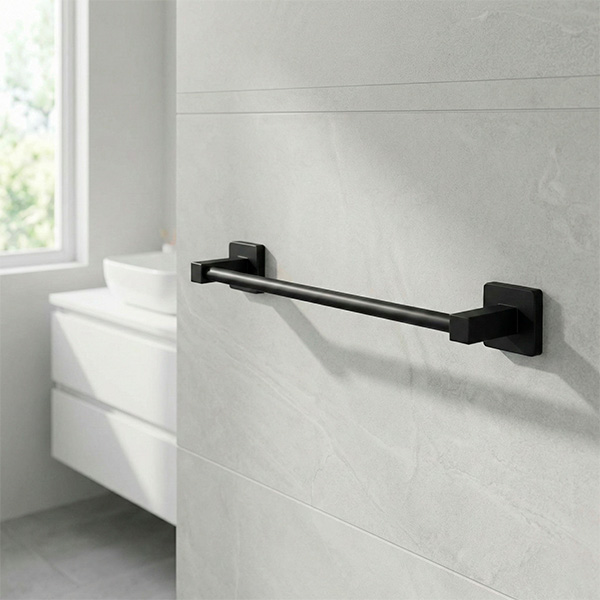 Detalhe do porta toalha rosto Omega Premium Preto Fosco