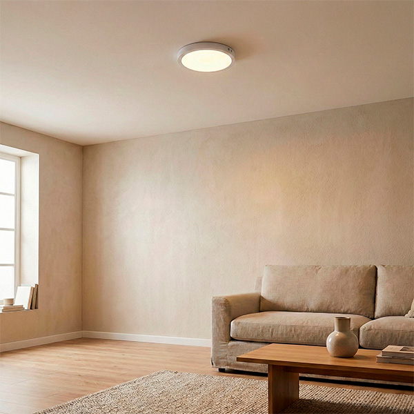 Painel de LED sobrepor redondo ALU 25W instalado em ambiente interno